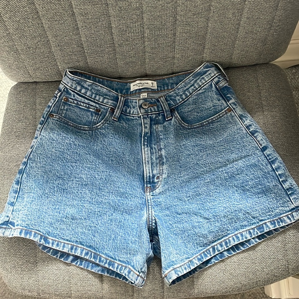 Viral Abercrombie Dad Shorts